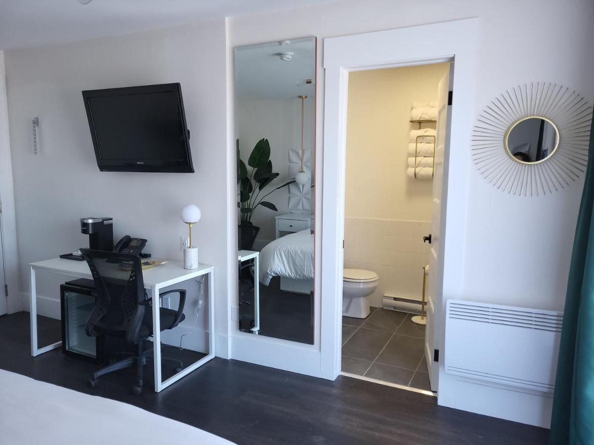Motel Au Rocher Du Cap Cap-Saint-Ignace Екстериор снимка