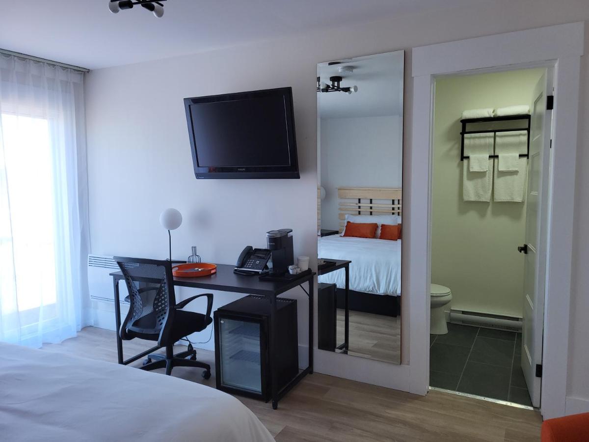 Motel Au Rocher Du Cap Cap-Saint-Ignace Екстериор снимка