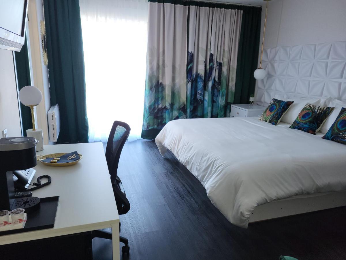 Motel Au Rocher Du Cap Cap-Saint-Ignace Екстериор снимка